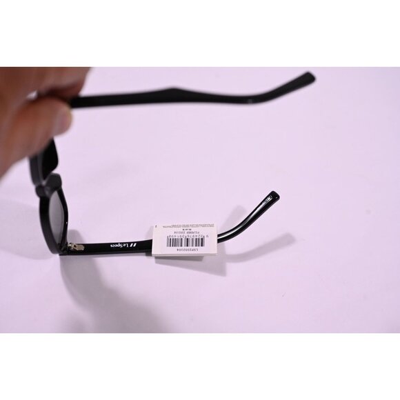Le Specs Pilferer Sunglasses Style 2352104 in Black